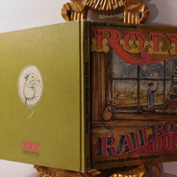 ROLY THE RAILROAD MOUSE by RUTH AINSWORTH BOOK VINTAGE 1969 - Picture 2 of 7